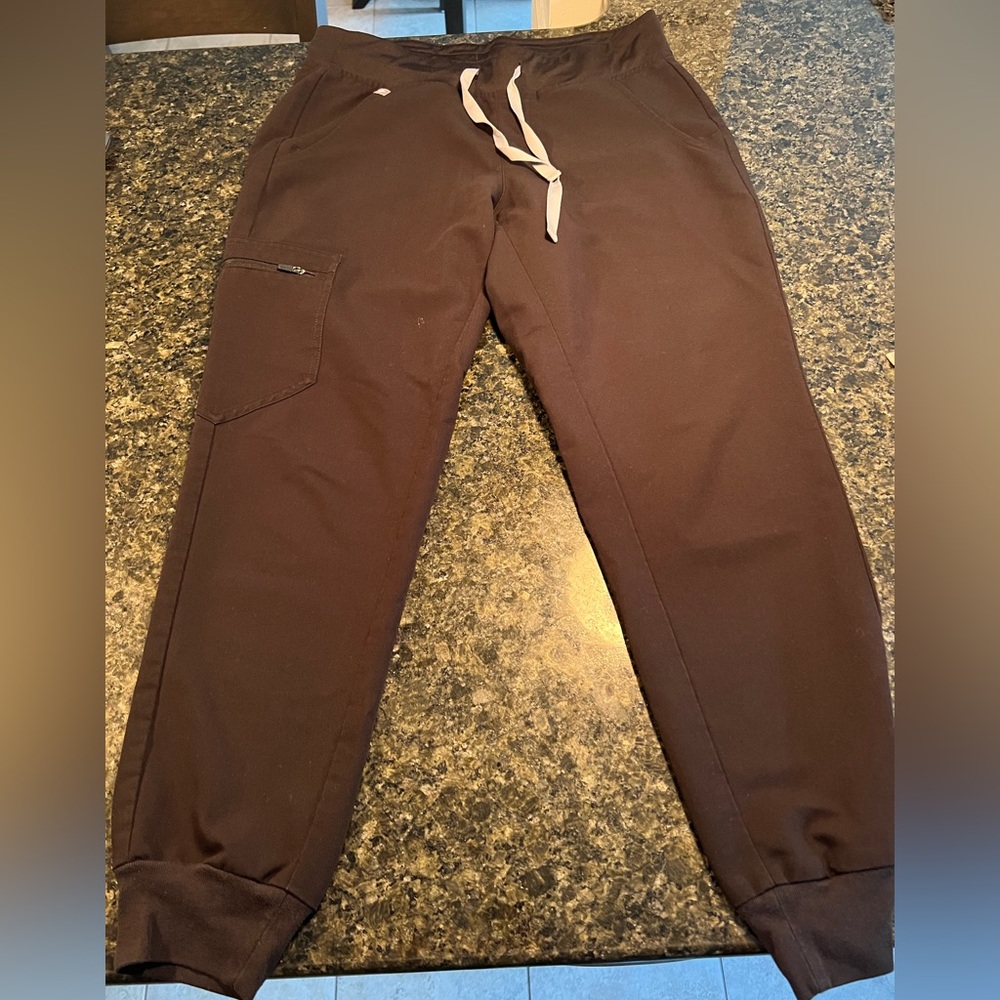 FIGS jogger scrub bottoms